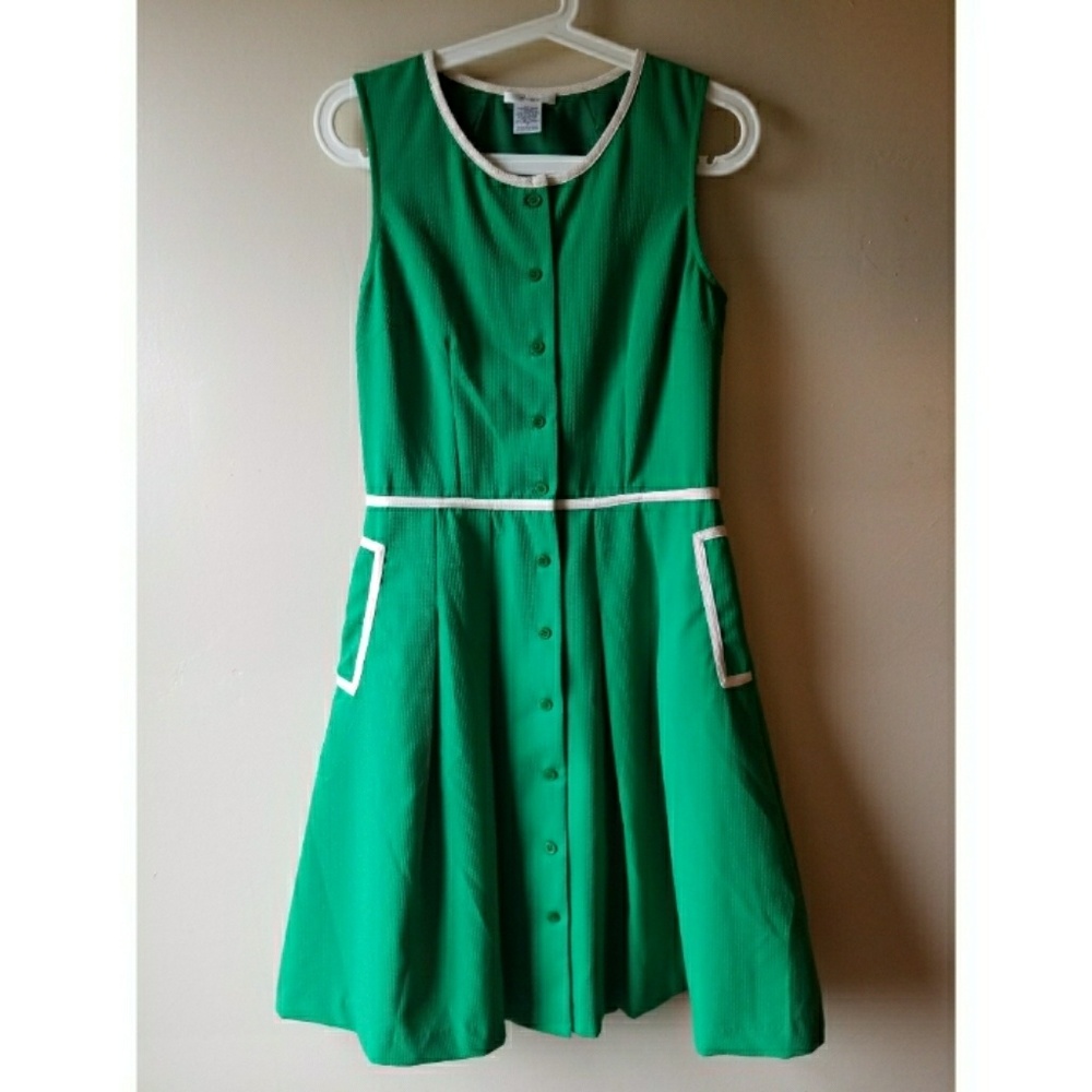 NWOT ModCloth Esley Kelly Green Rockabilly Dress